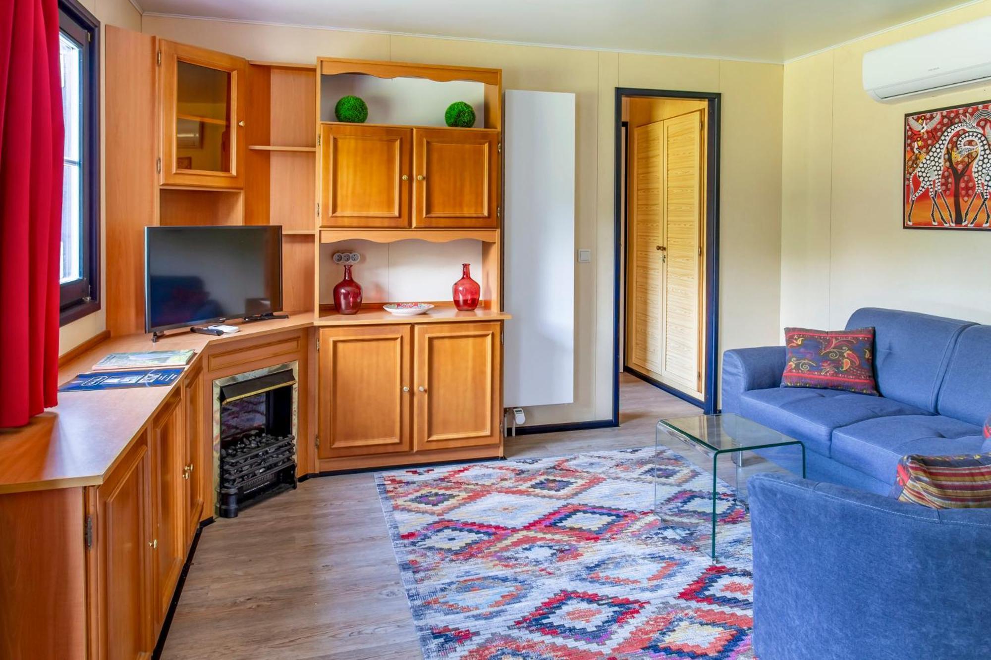 Chateau De Bellevue B&B Et Appartements Avec Piscine Saisonal Chauffee Et Chambres Partout Climatisees Saint-Avit  Room photo